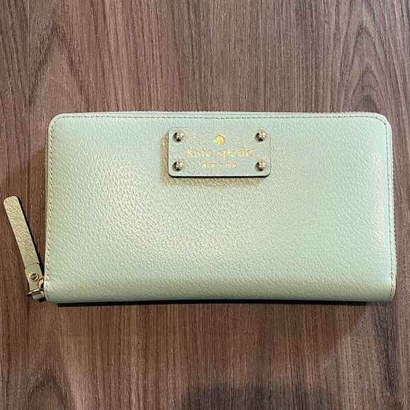 kate spade Handbags - Kate Spade Mint Wallet